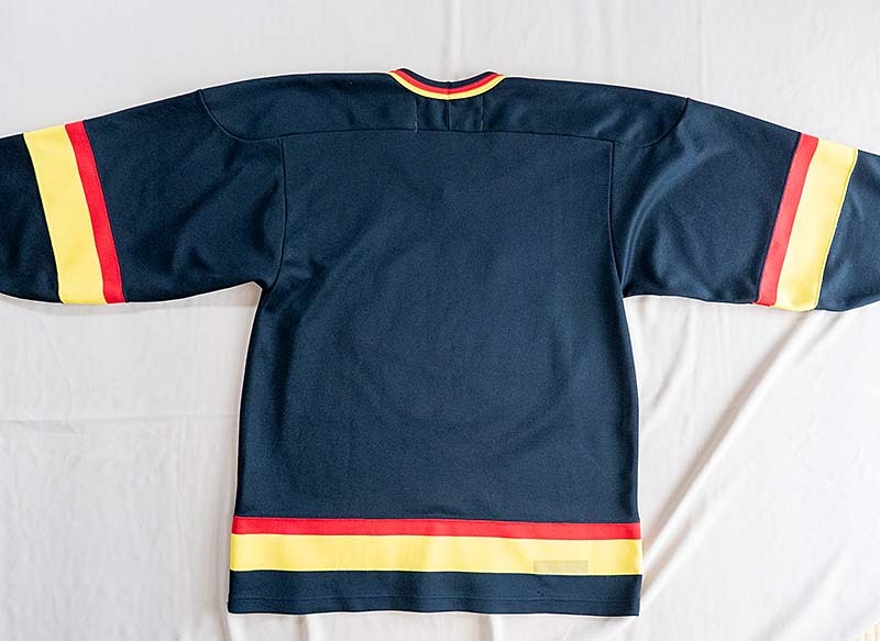 [ free shipping ] CCM kana ks hockey jersey size M