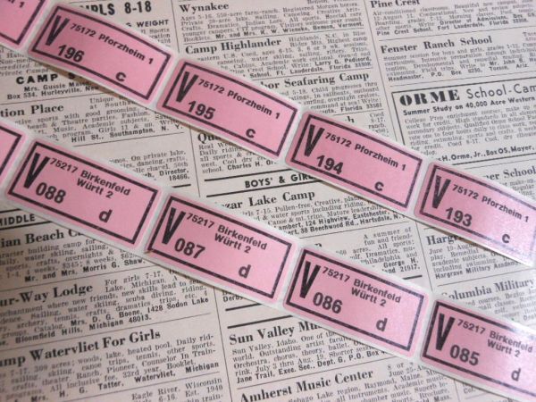 海外紙もの　郵便ラベルシール2種(各10枚)　ドイツ　ピンク　エアメール　ラッピング　梱包　封印　20枚　_画像1