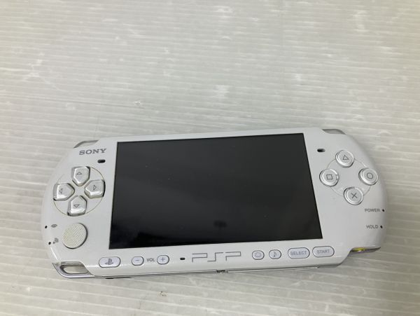 HS960-240310-035【ジャンク】SONY PSP-2000 本体のみ ホワイト 動作未確認 ソニー_画像1