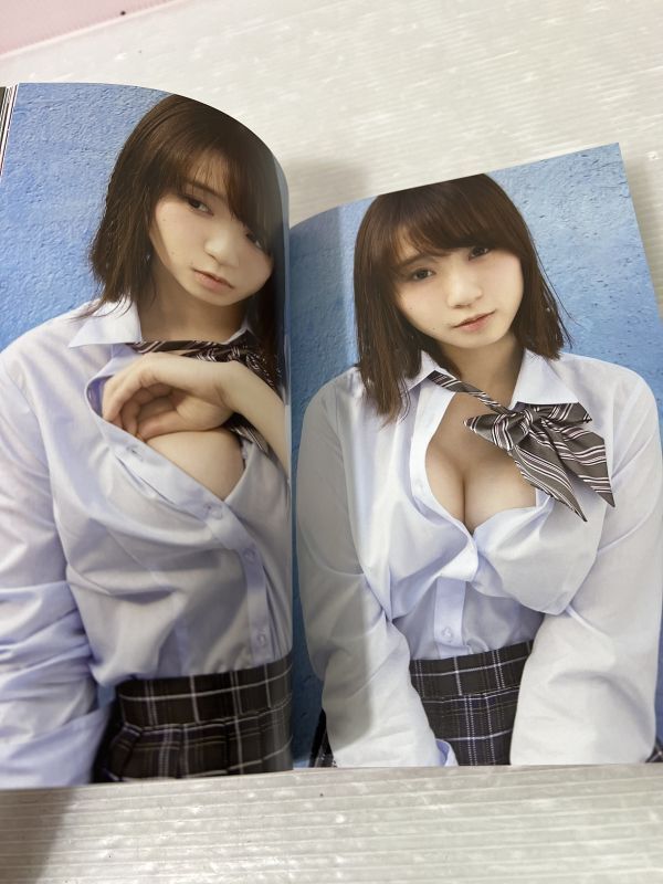 HH237-240321-007【中古】着衣巨乳写真集 wrap the BOOBs 2 グラビアアイドル×フェティシズム写真集 伊織もえ 片岡沙耶 他 帯付き 一迅社_画像7