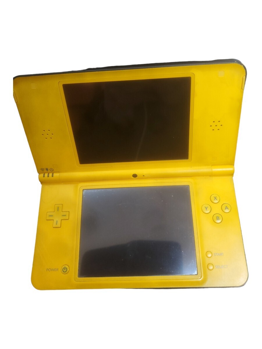 20357 任天堂/Nintendo/ニンテンドーDSi LL/本体/イエロー/ゲーム機/当時物/コレクション/ゲーム/コレクター収集/携帯用_画像3