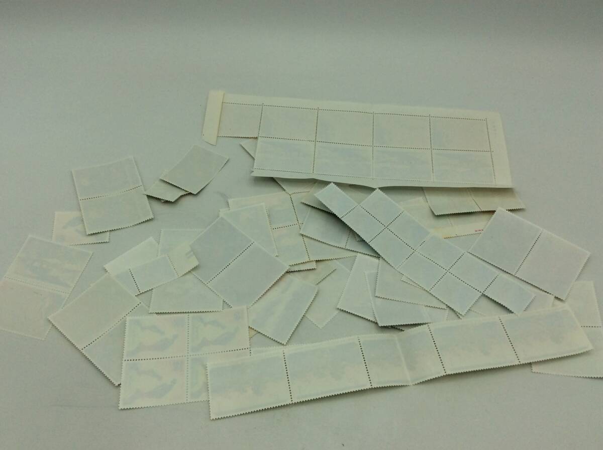 ZZ58〈送料無料〉90円×100枚 60円×100枚切手バラ 大量 まとめて 15,000円分 日本郵便 未使用 _切手裏に汚れなどがあります。