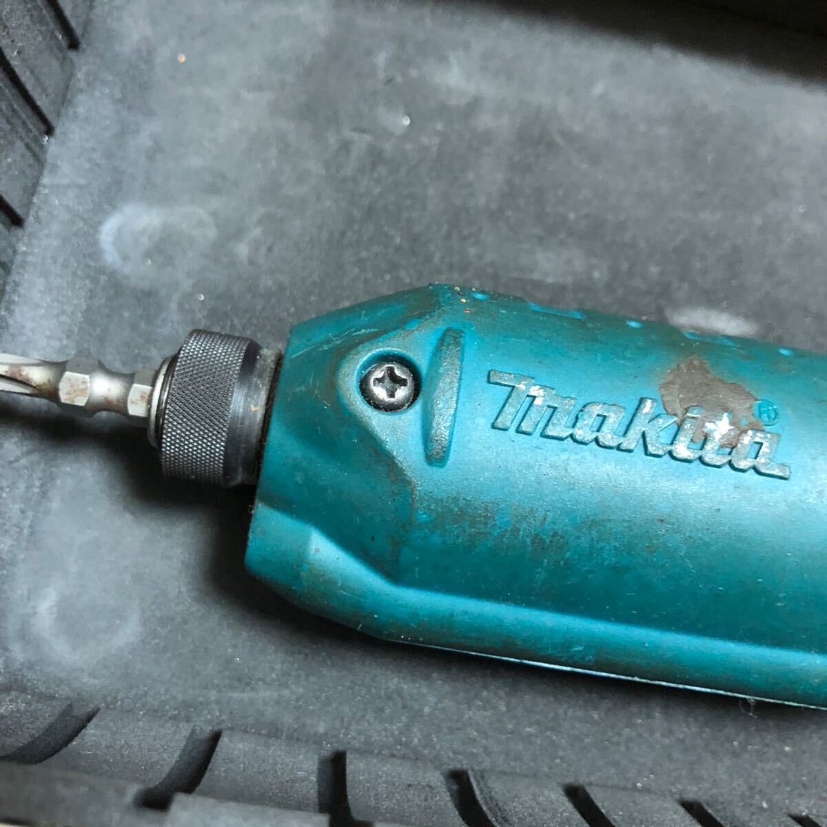 （n84）マキタ 充電式 7.2V ペンインパクトドライバー TD020D 電動ドライバー 純正バッテリー付属 Makita 充電器欠品の画像5