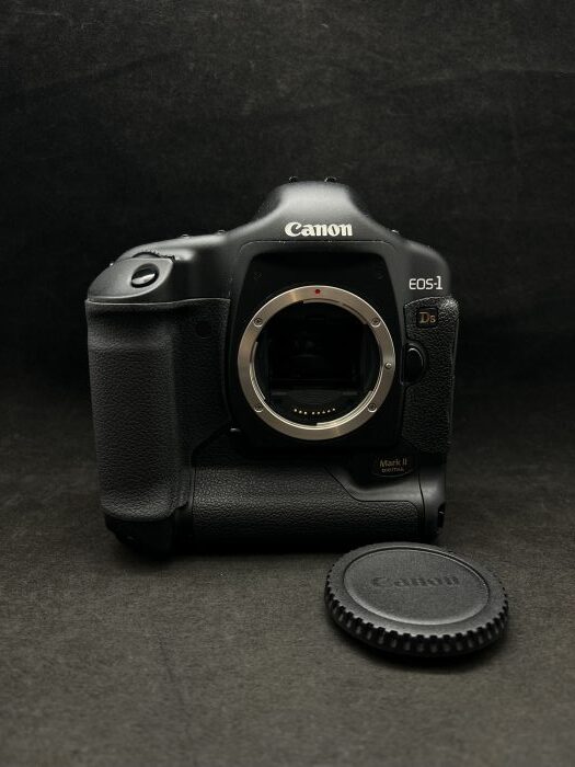M2665 【美品！】Canon キャノン　EOS-1　Ds　MarkⅡ　付属品あり_画像1