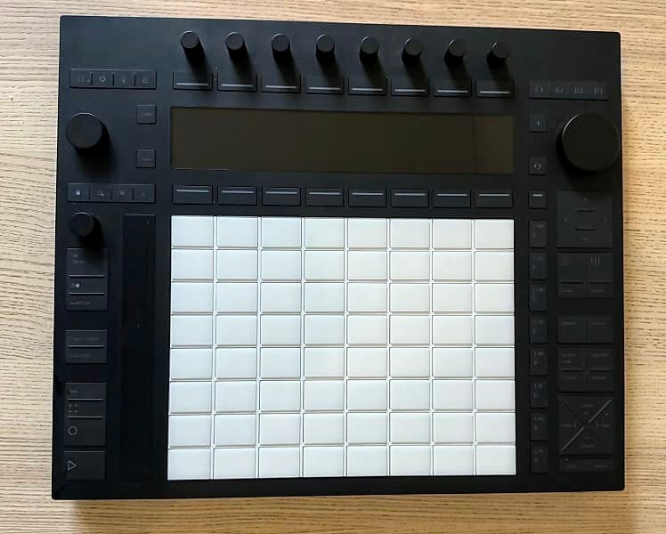 【新品未使用】Ableton Push 3 MIDIコントロール対応モデル キャリーバッグ付き_画像1