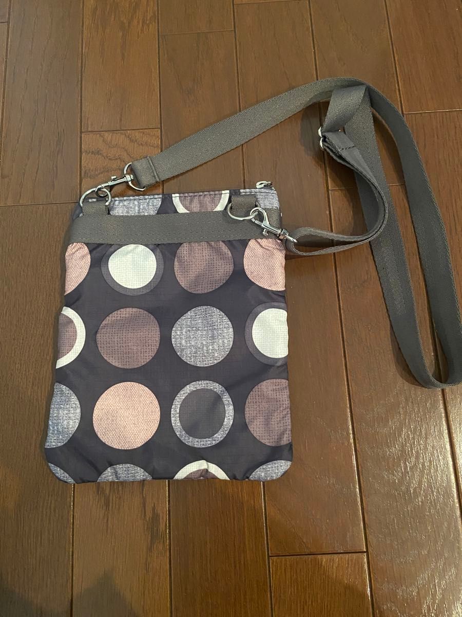 美品　Lesportsac ミニショルダーバッグ