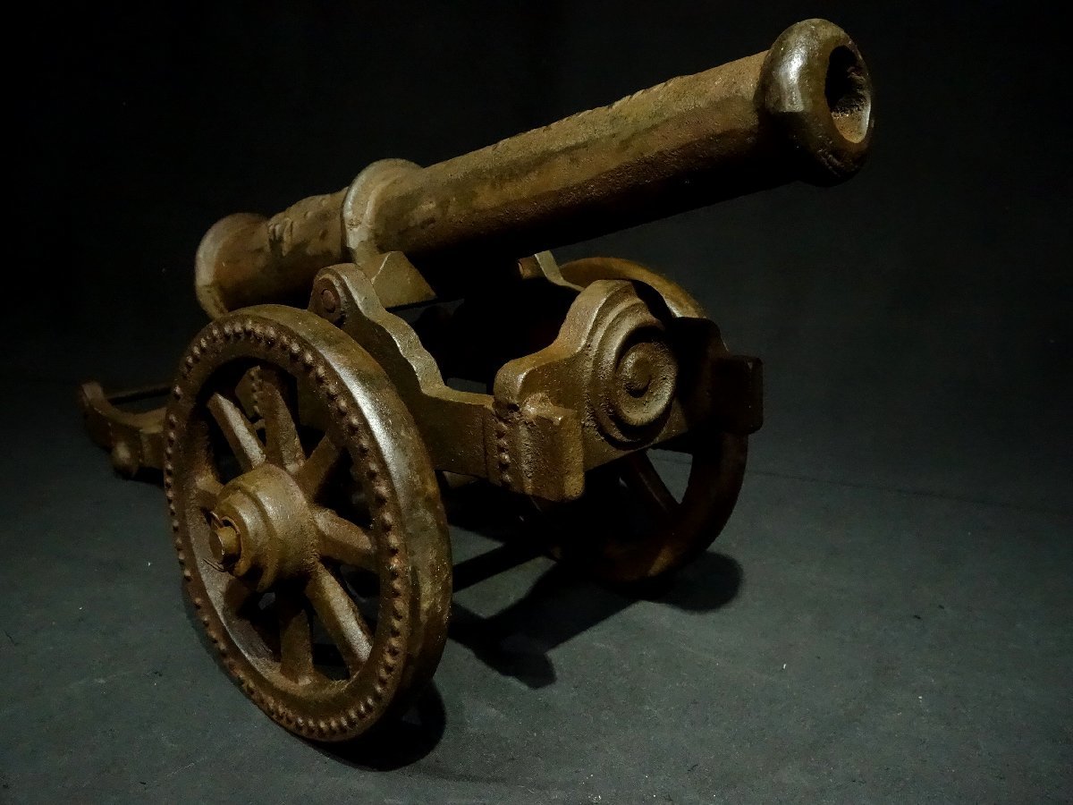 ★古鉄製 車輪砲台付 大砲 置物 オブジェ 全長60cm程 総重量 約17kgの画像4