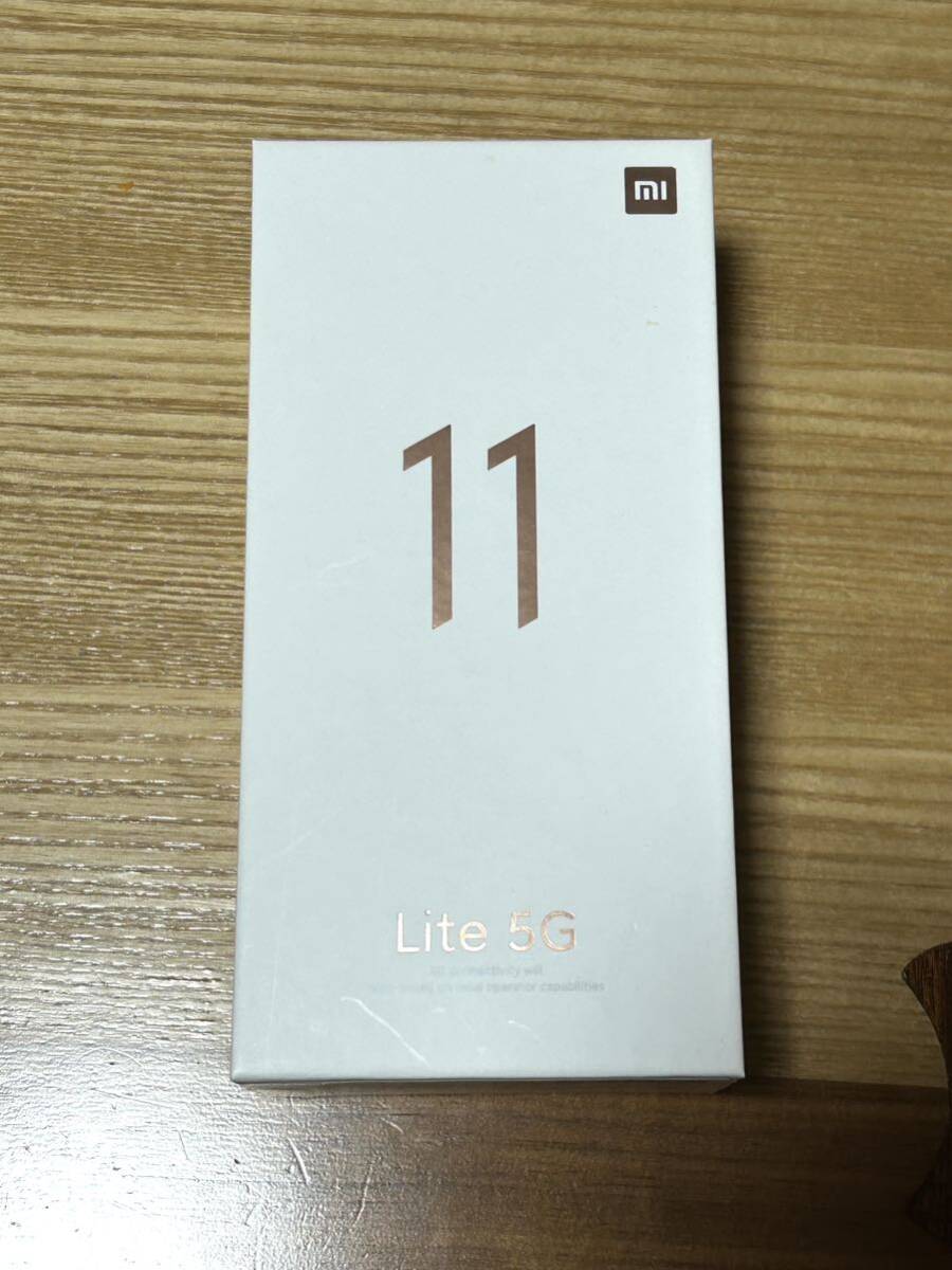 Xiaomi Mi 11 Lite 5G SIMフリー DSDV シトラスイエロー 中古_画像6