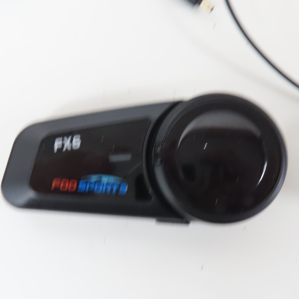 【美品】【本体動作確認済み】FODSPORTS FX6 Bluetooth インカム ペアユニット 無線 トランシーバー バイク 二輪 ツーリング オートバイ_画像3