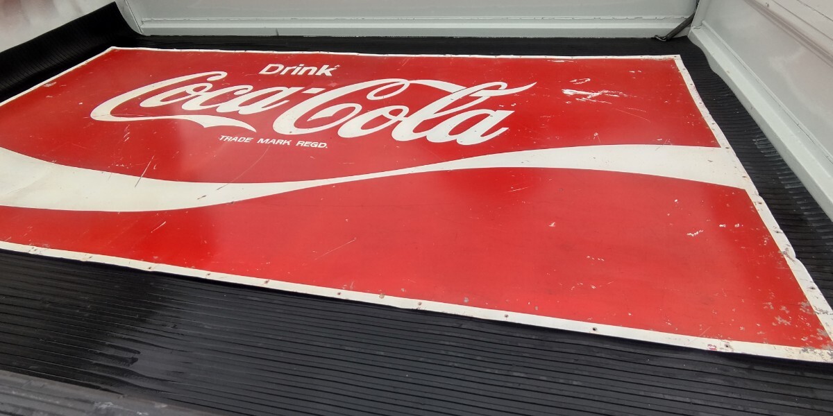 昭和 大型 看板 コカ・コーラ Drink Coca-Cola ビンテージ コカコーラ 約183cm×92.cm レトロ 看板 ブリキ 店舗壁貼り 希少 当時の画像7