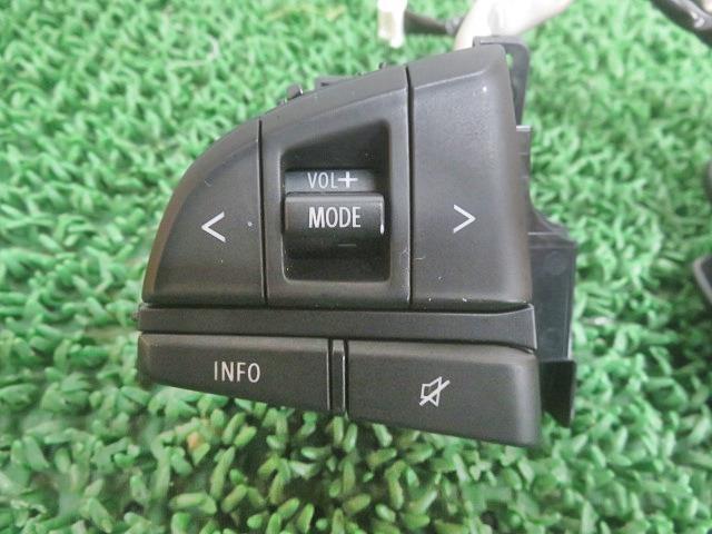 [中古] R2/7 デリカＤ2 HV-MV DAA-MB36S ハンドルスイッチ セット 360080_画像6