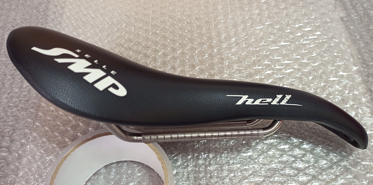 送料無料 美品 現行モデル SELLE SMP HELL サドル セラ エスエムピー ロードバイク クロスバイク 自転車 bicycle seat saddle_画像4