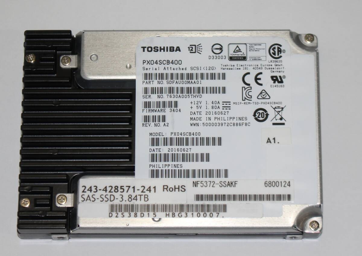 ★TOSHIBA 東芝 SSD 2.5インチ 3.84TB SAS接続 ★中古動作品★ _画像1