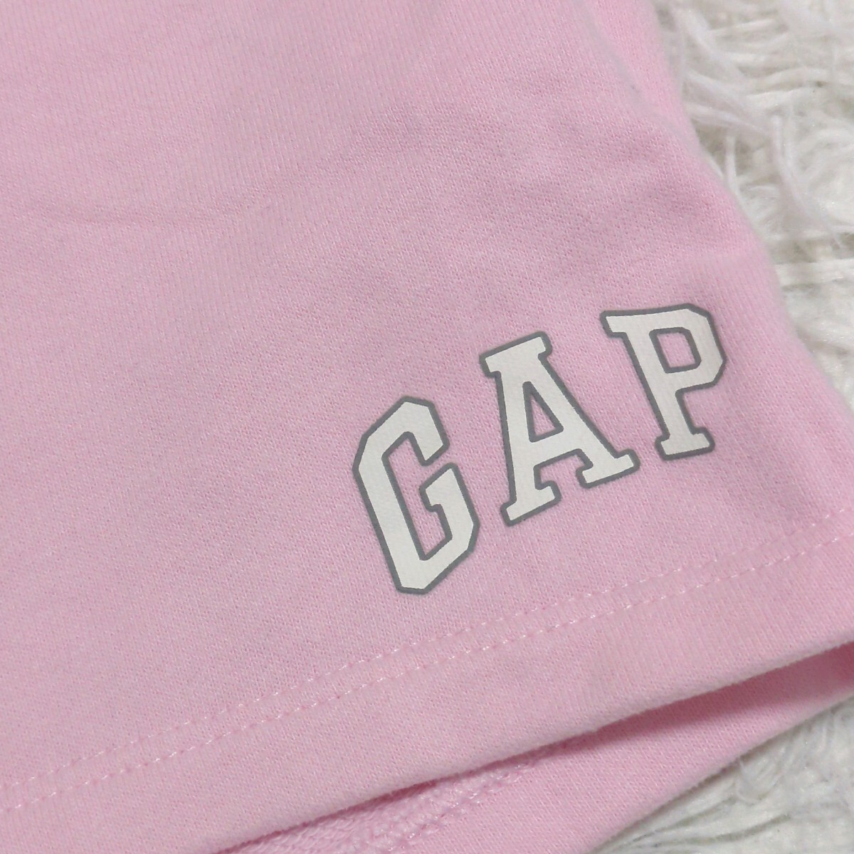 【送料無料】babygap　ベビーギャップ　ショートパンツ　パンツ　110cm　ピンク　ロゴ　子供服_画像3