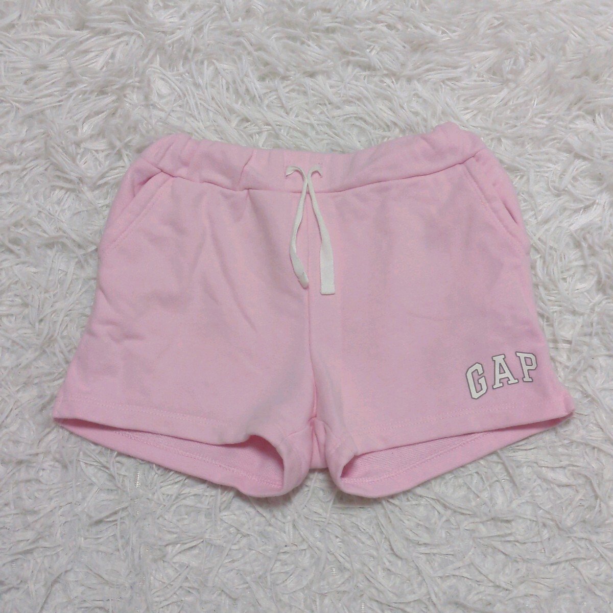 【送料無料】babygap　ベビーギャップ　ショートパンツ　パンツ　110cm　ピンク　ロゴ　子供服_画像1
