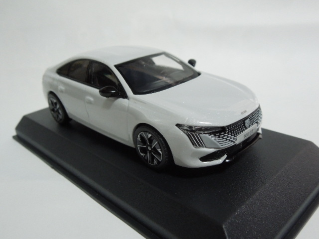 ノレヴ 1/43 プジョー 508 GT HYBRID 2023 オーケナイトホワイト (NOREV) 新品_画像4