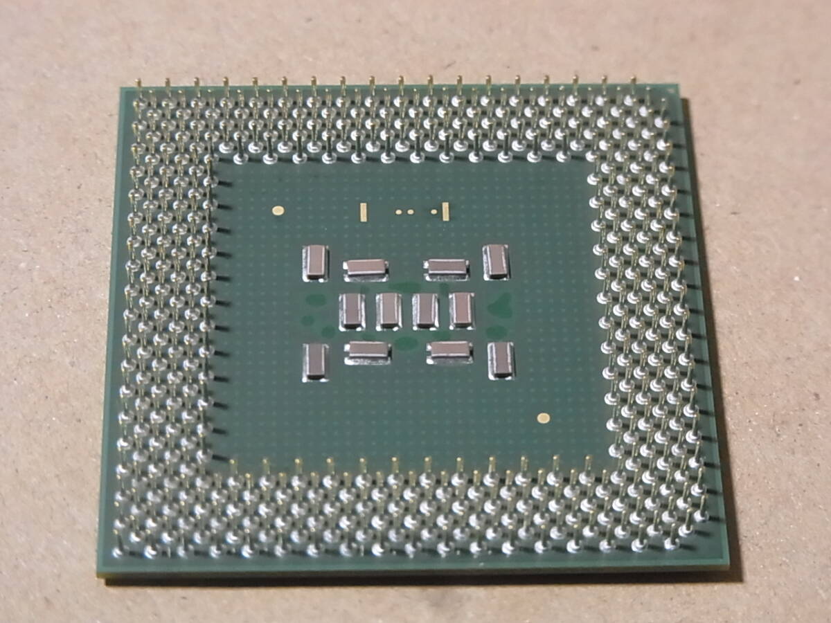 ■Intel Pentium3/PentiumⅢ 800MHｚ 800EB/256/133/1.65V SL3Y2 PPGA370 Coppermine (Ci0868)_画像6