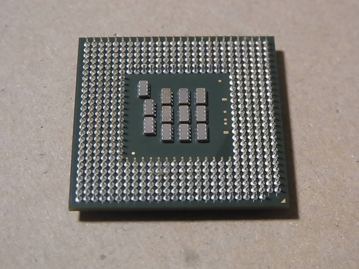 ■Intel Pentium4 2.53GHz/512/533/1.525V SL6DW Northwood Socket478 (Ci0894)_画像4