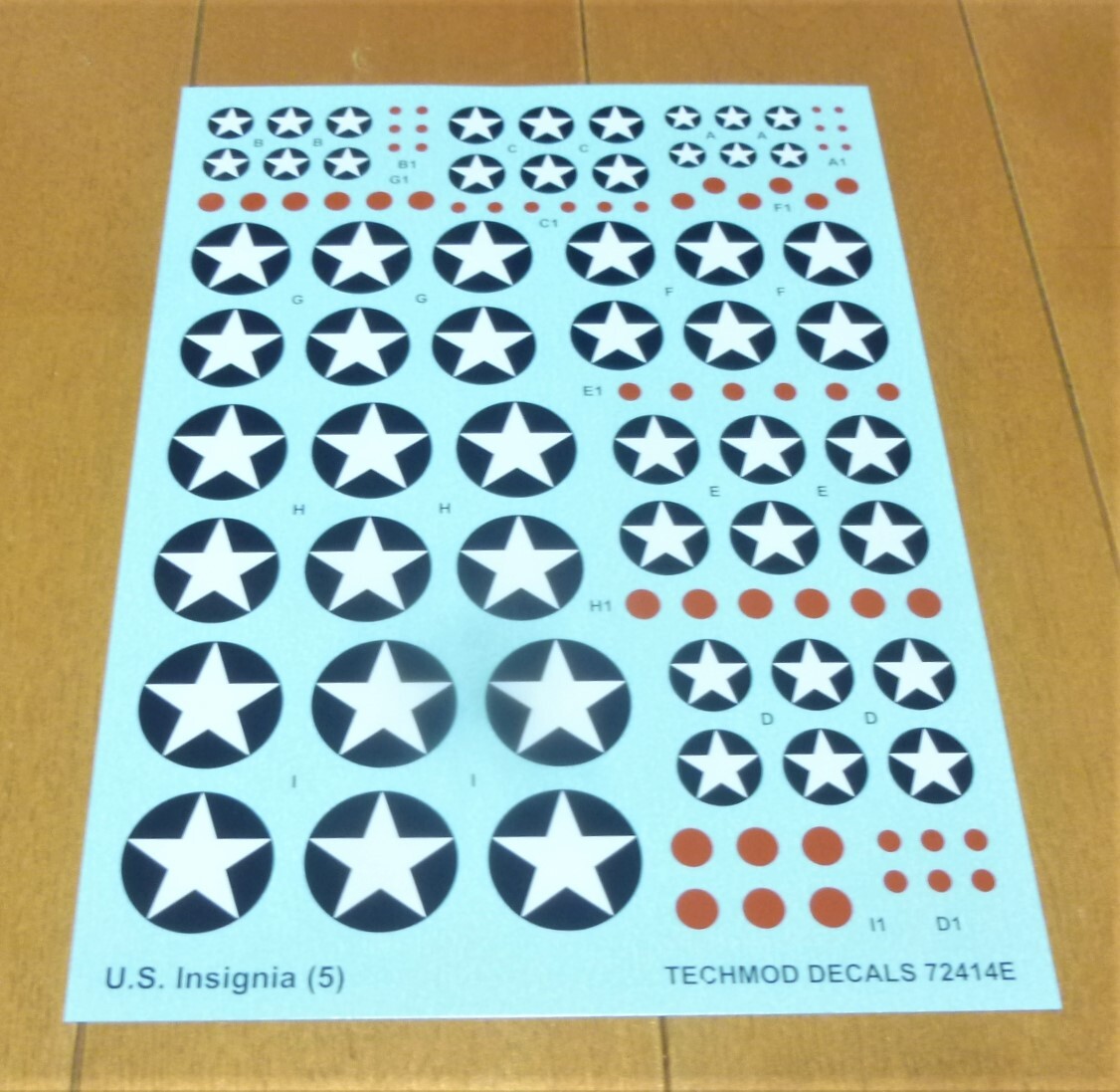 Techmod Decals 1/72 72414 米軍機国籍マーク 1919年8月～1943年6月 赤丸付き_画像3