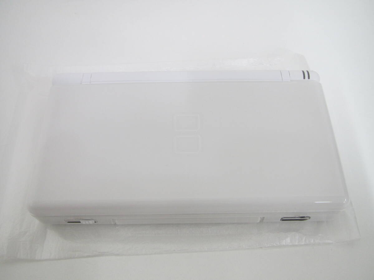 ゲーム祭 任天堂 DS Lite 本体 自宅長期保管品 通電確認済 ホワイト ニンテンドー NINTENDO _画像4