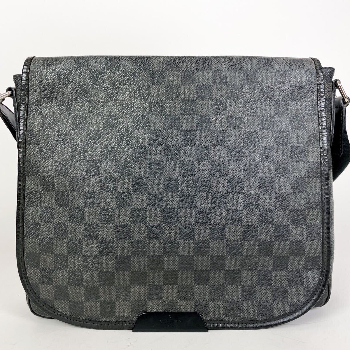 1円 『紳士の逸品』 LOUIS VUITTON ルイヴィトン ダミエグラフィット ダニエルMM メッセンジャーバッグ ショルダーバッグ レザー の画像2