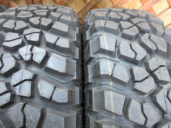 【C465】255/75R17 111/108Q BFGoodrich Mud-Terrain T/A KM2 4本セット!!_画像3