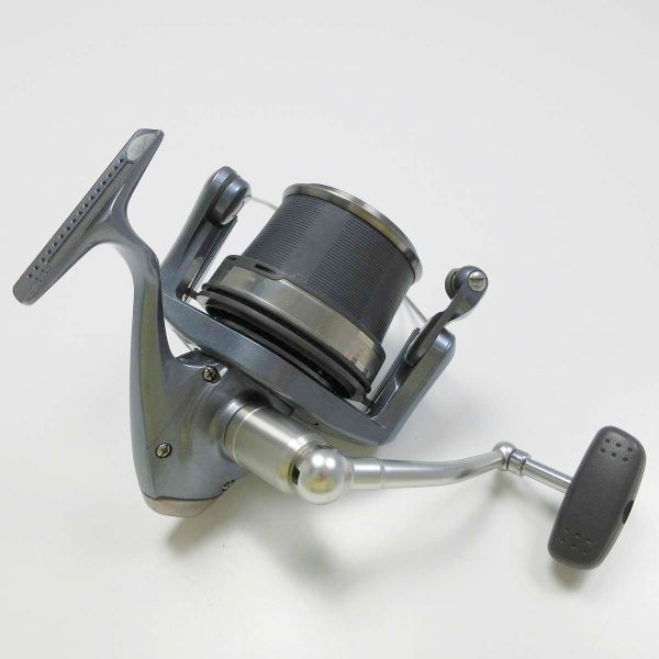 5530円 【中古品】 シマノ SHIMANO スピニングリール 20 ヴァン 5530円 【中古品】 シマノ SHIMANO スピニングリール 20 ヴァン