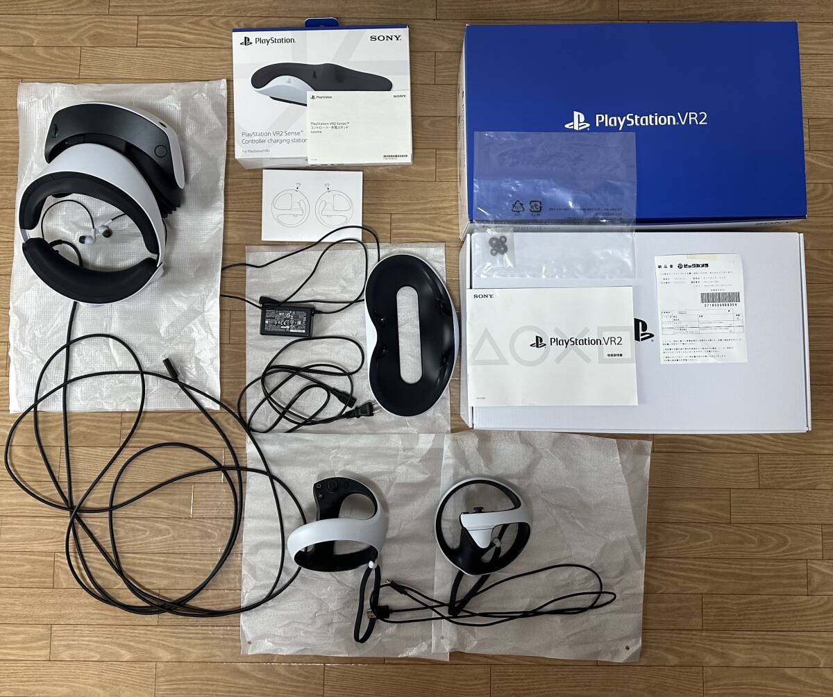 欠品なし　金曜夜終了 PSVR2 2回使用のみ 購入証明付 純正 PlayStation VR2 Senseコントローラー充電スタンド セット