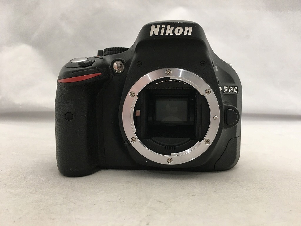 ニコン Nikon デジタル一眼レフカメラ D5200