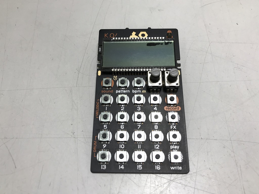 ティーンエイジエンジニアリング TEENAGE ENGINEERING ポケットオペレーター PO-33 K.O!_画像1