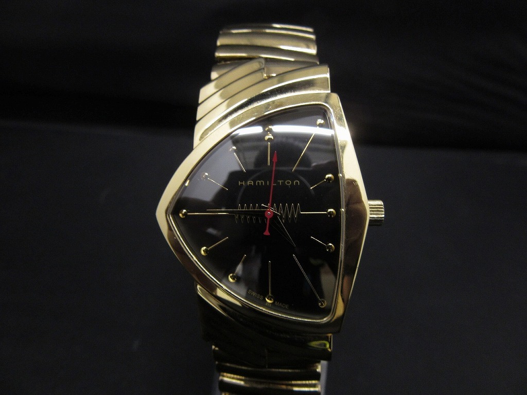 ハミルトン HAMILTON ベンチュラ 75周年記念 エルヴィス クォーツ腕時計 メンズ ブラック/ゴールド/レッド H244710