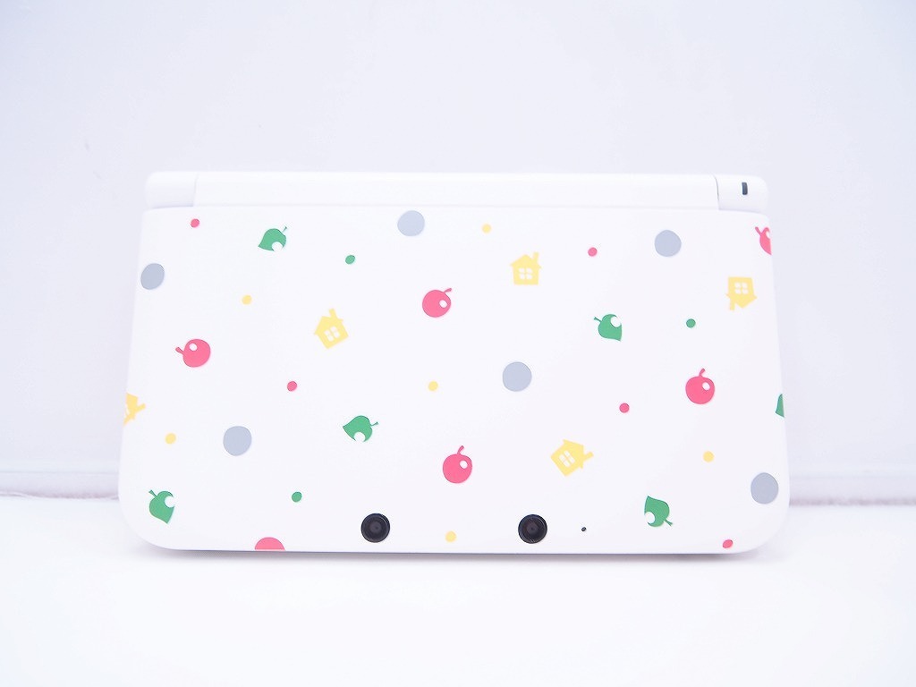 Nintendo 3DS LL とびだせどうぶつの森エディションカラー SPR-001