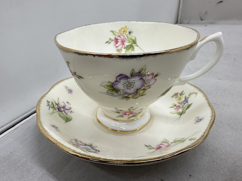 ロイヤルアルバート ROYAL ALBERT 100YEARS カップ&ソーサー 5客セット_画像3