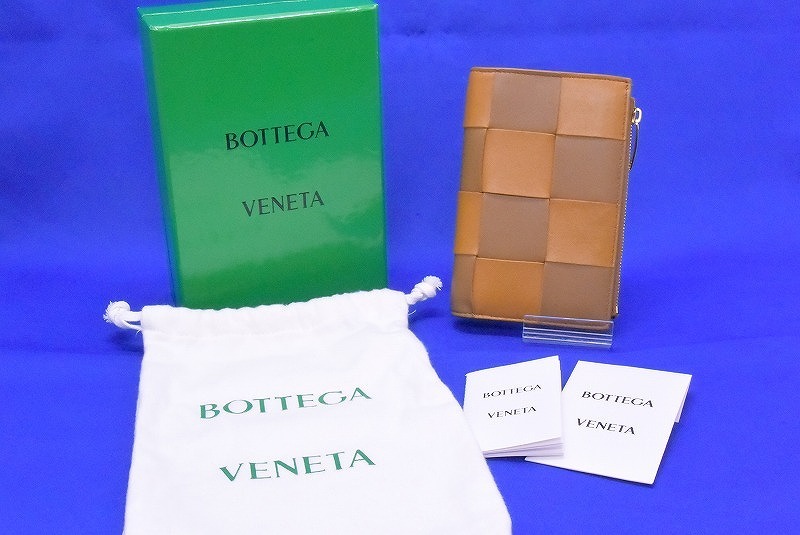期間限定セール ボッテガヴェネタ BOTTEGA VENETA 超美品 マキシイントレチャート バイカラー二つ折り財布 縦型ウォレット ブラウン茶