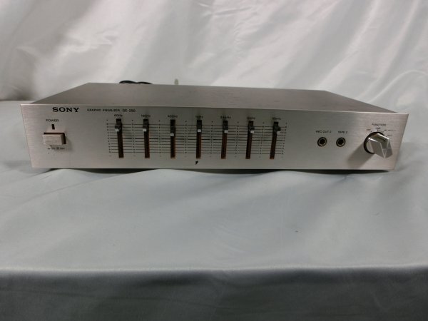 【中古現状品・通電動作確認済】 SONY ソニー GE-250 イコライザー 1FA3-T100-3MA315_画像1