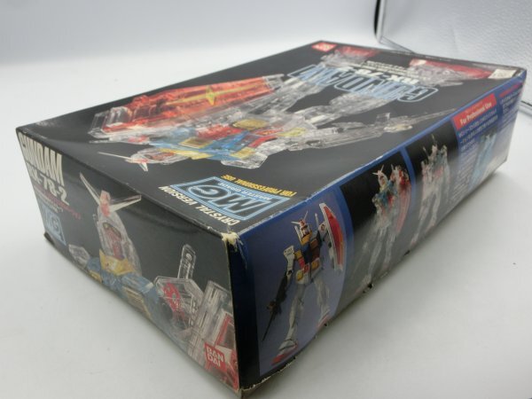 【中古現状・未組立品】 バンダイ 機動戦士ガンダム MG 1/100 RX-78-2 クリスタルバージョン プラモデル 箱歪みあり HO1-T80-3MA412_画像4