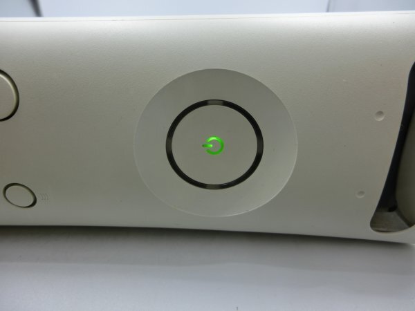 【中古現状品・通電確認済】XBOX 360 ARCADE 本体 コントローラー×2 ACアダプター AVケーブル 1FA3-T100-3MA411_画像9