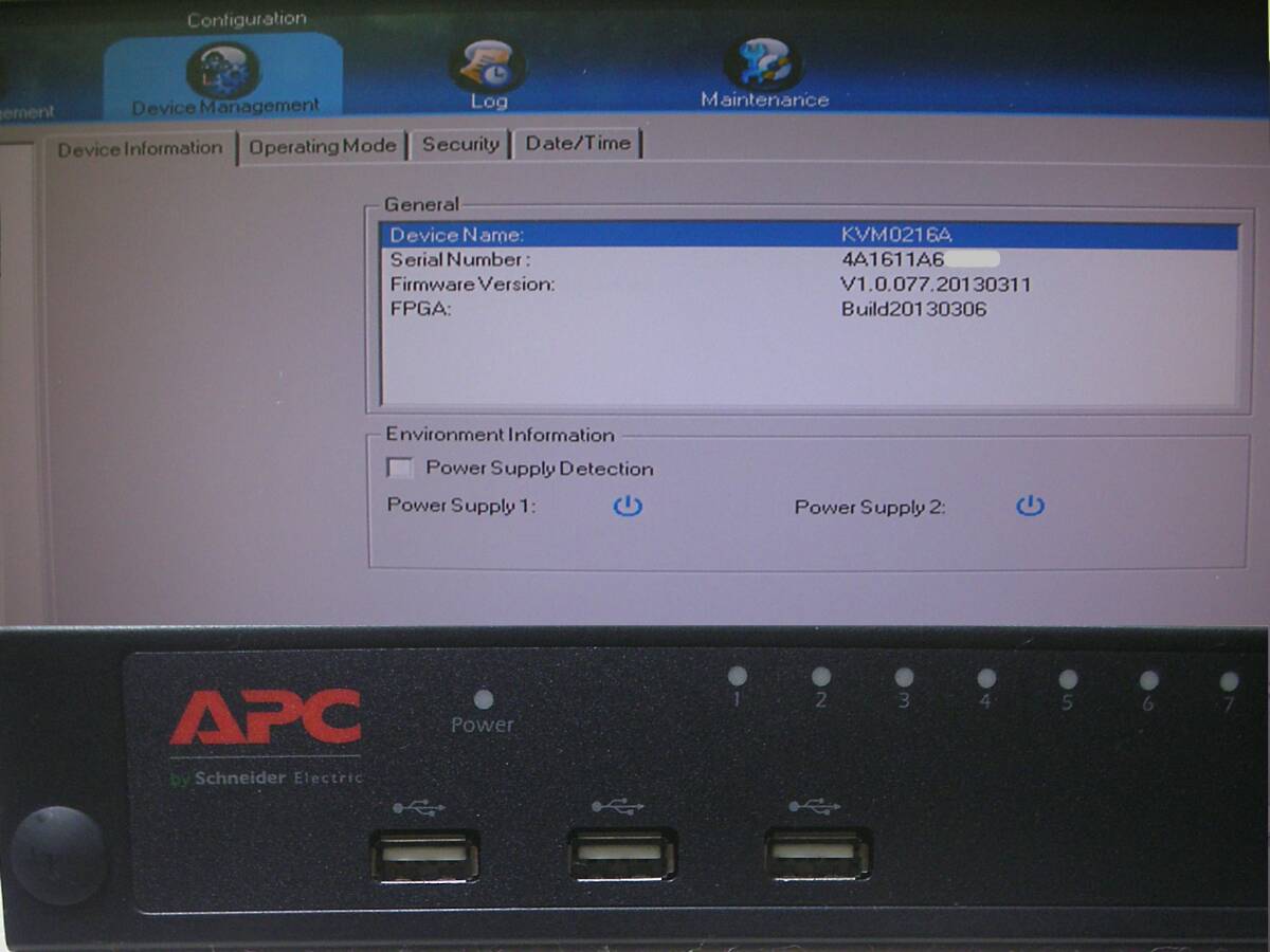 ☆16 Port, 2 Local User KVM Switch／APC KVM0216A！(#F4-257)「120サイズ」☆ _画像6