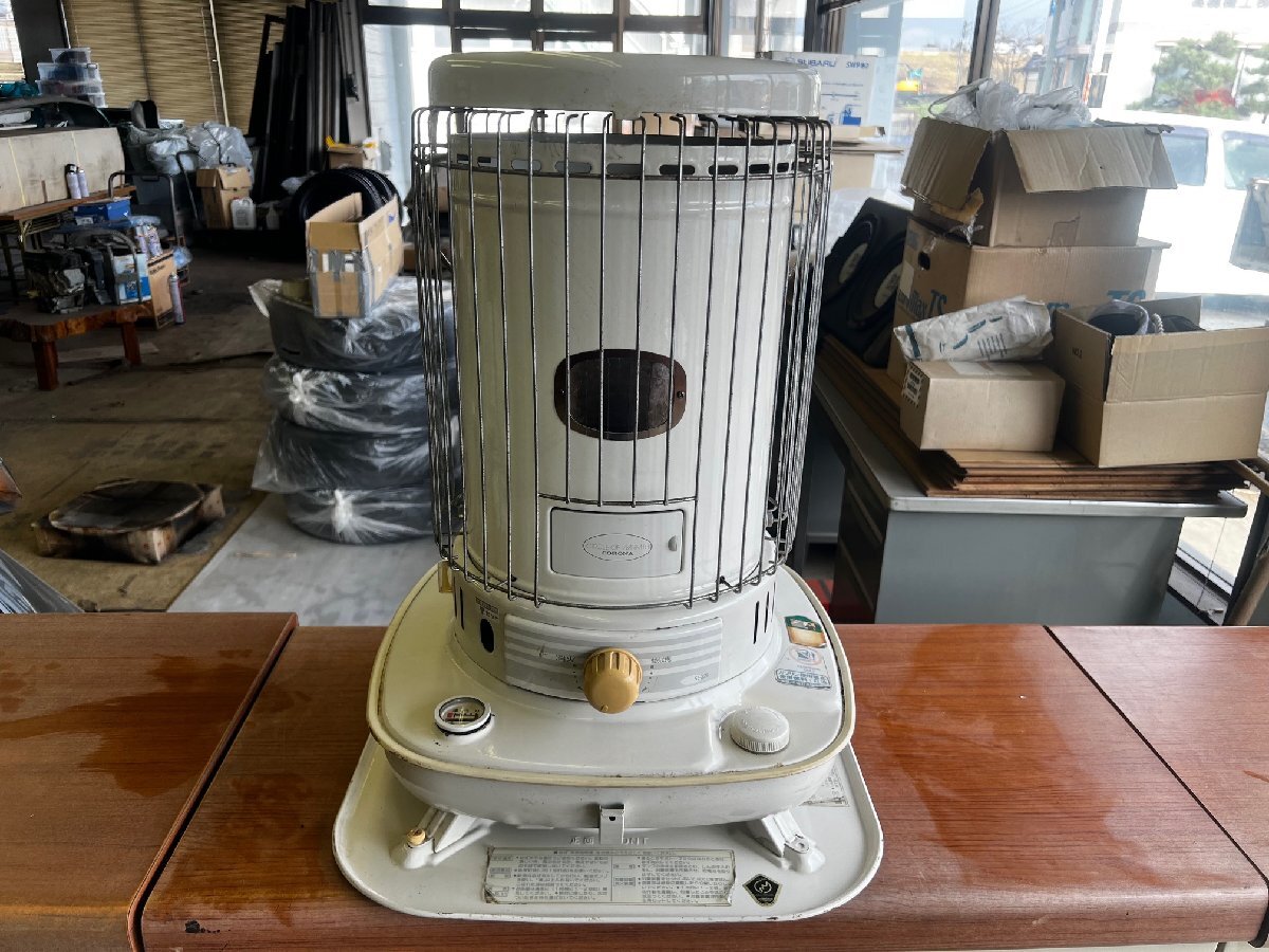 1449 サンポット密閉式石油ストーブ FF-1601TS100V 石油ストーブ 1449 サンポット密閉式石油ストーブ FF-1601TS100V 石油ストーブ