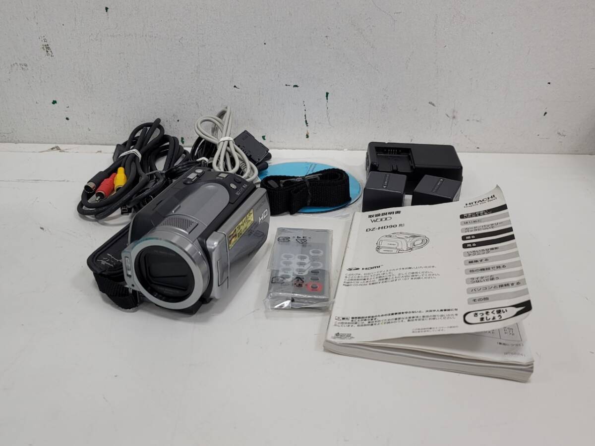 △HITACHI/日立 ビデオカメラ DZ-HD90形 2008年製 通電確認済み 説明書、付属品付き（KS3-78）_画像1