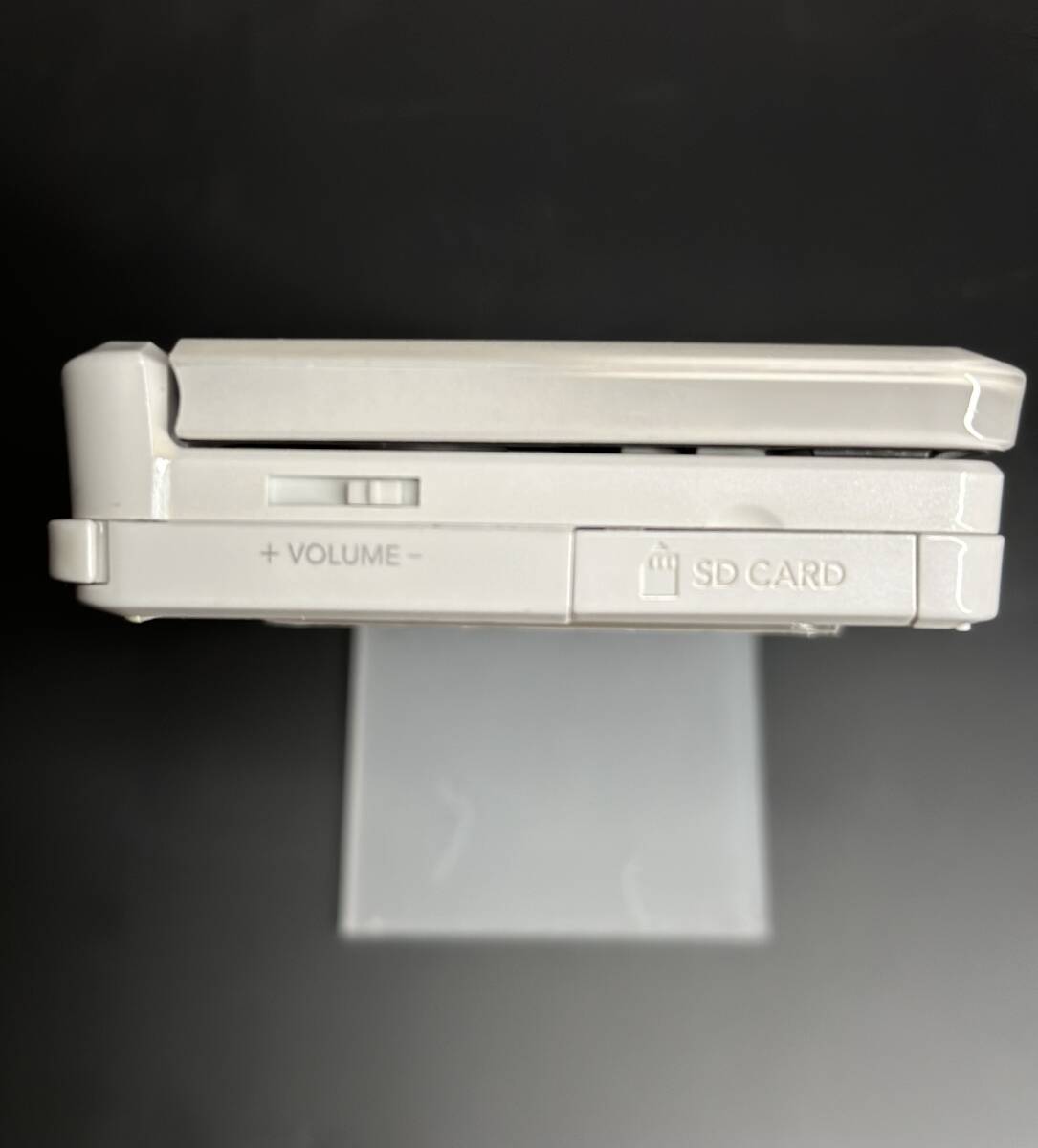 ニンテンドー 3DS ホワイト - ポケモンバンク・ポケムーバー　+　VC 5作品　+　その他13作品 　ダウンロード済み_画像8