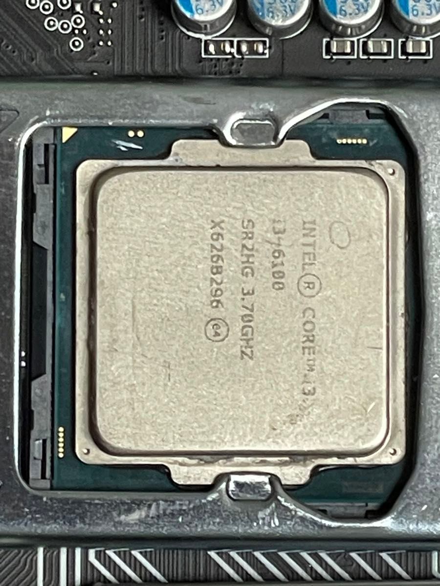 H170M-A PRO  Core(TM) i3-6100 CPU @3.70GHzメモリ8GB
