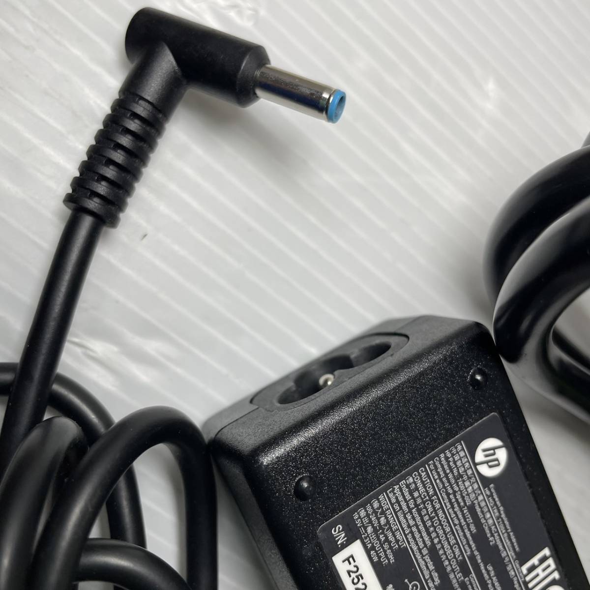  HP純正 電源　中古品 ACアダプター 充電器 19.5V 2.31A 45W ACコード付属です_画像2