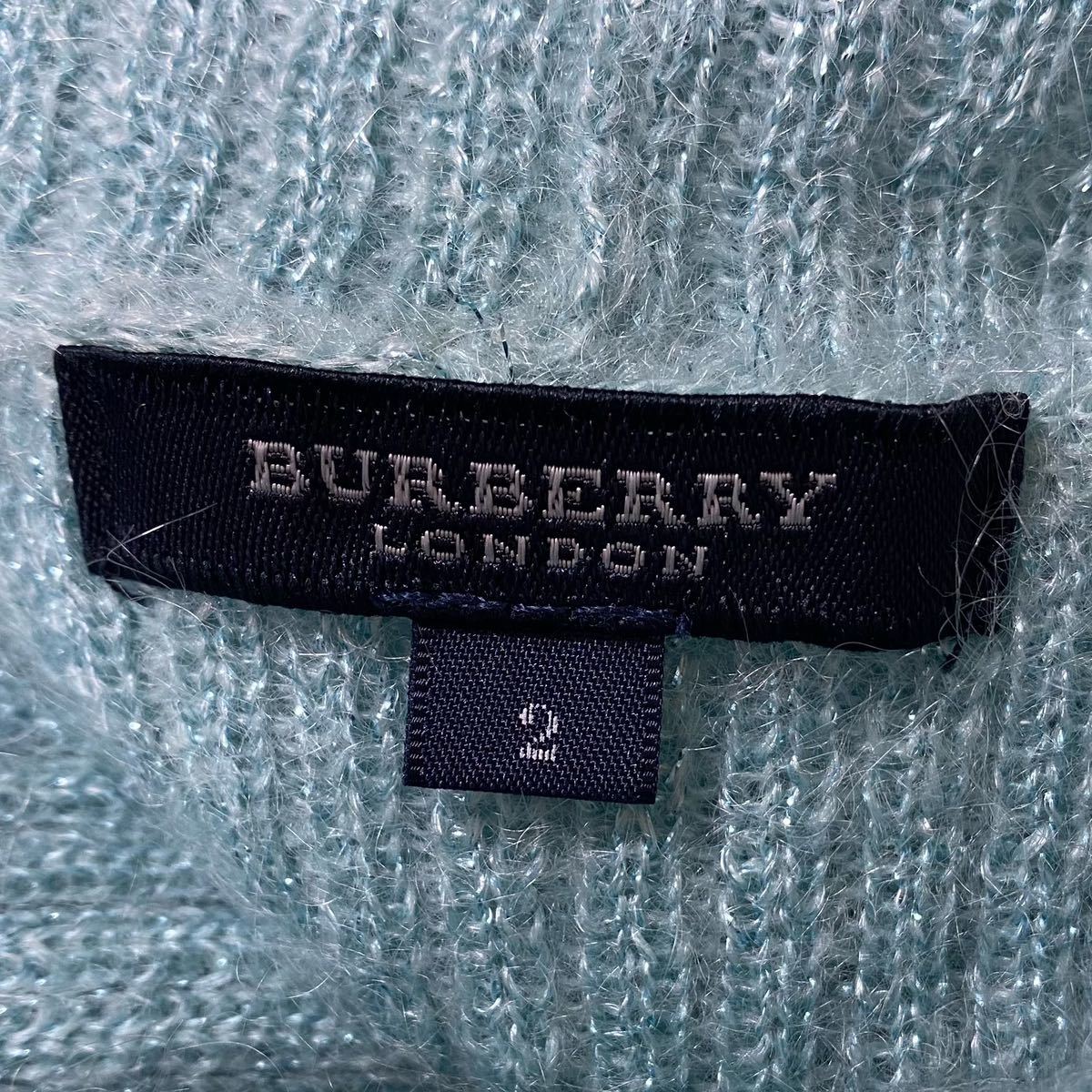 【BURBERRY】 タグ付き 春色 タートルネックノースリーブニット_画像9