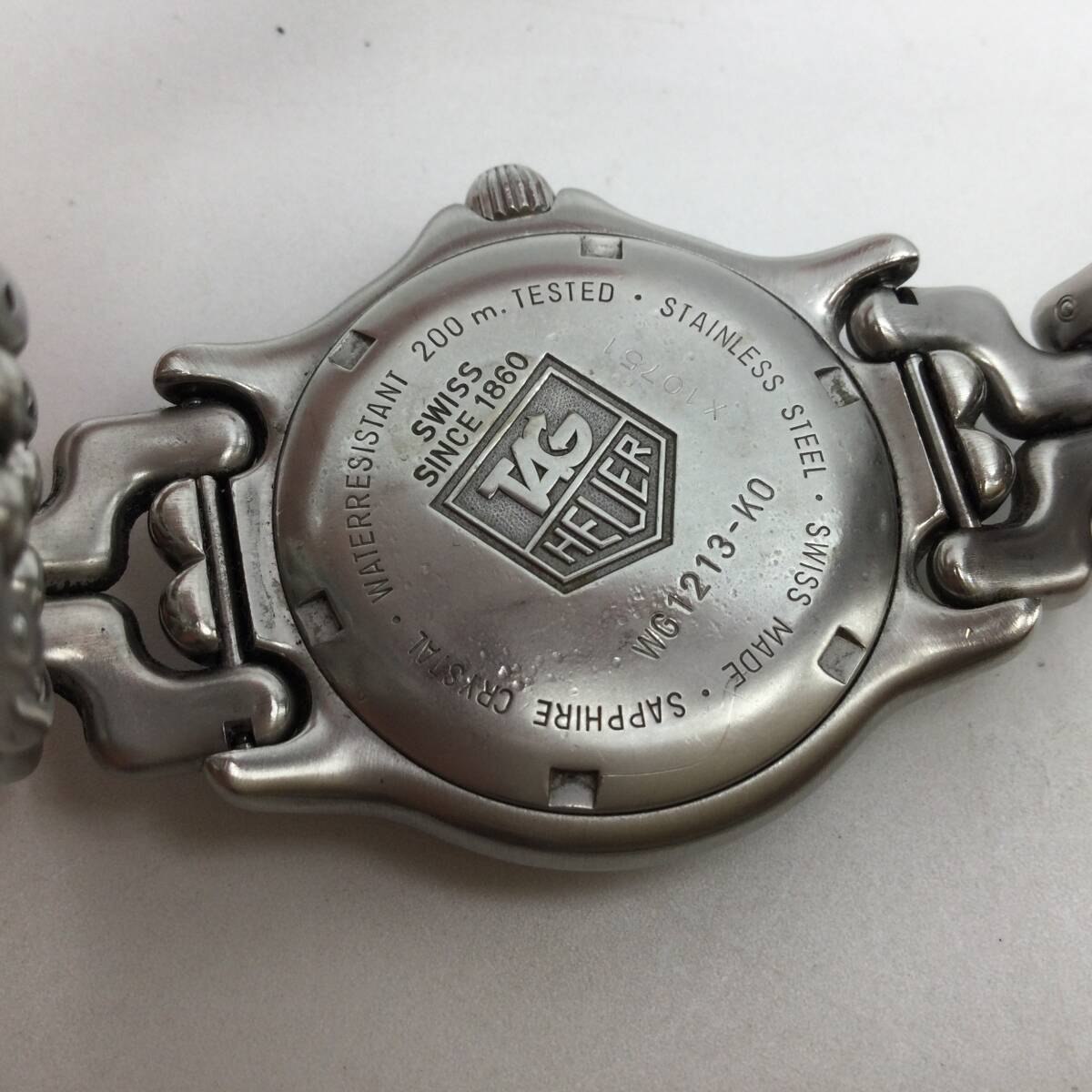 EE28●＜QZ/稼働＞腕時計 TAG HEUER タグホイヤー プロフィッショナル 200M WG1213-KO クォーツ デイト 純正ベルト 現状品 ●_画像8