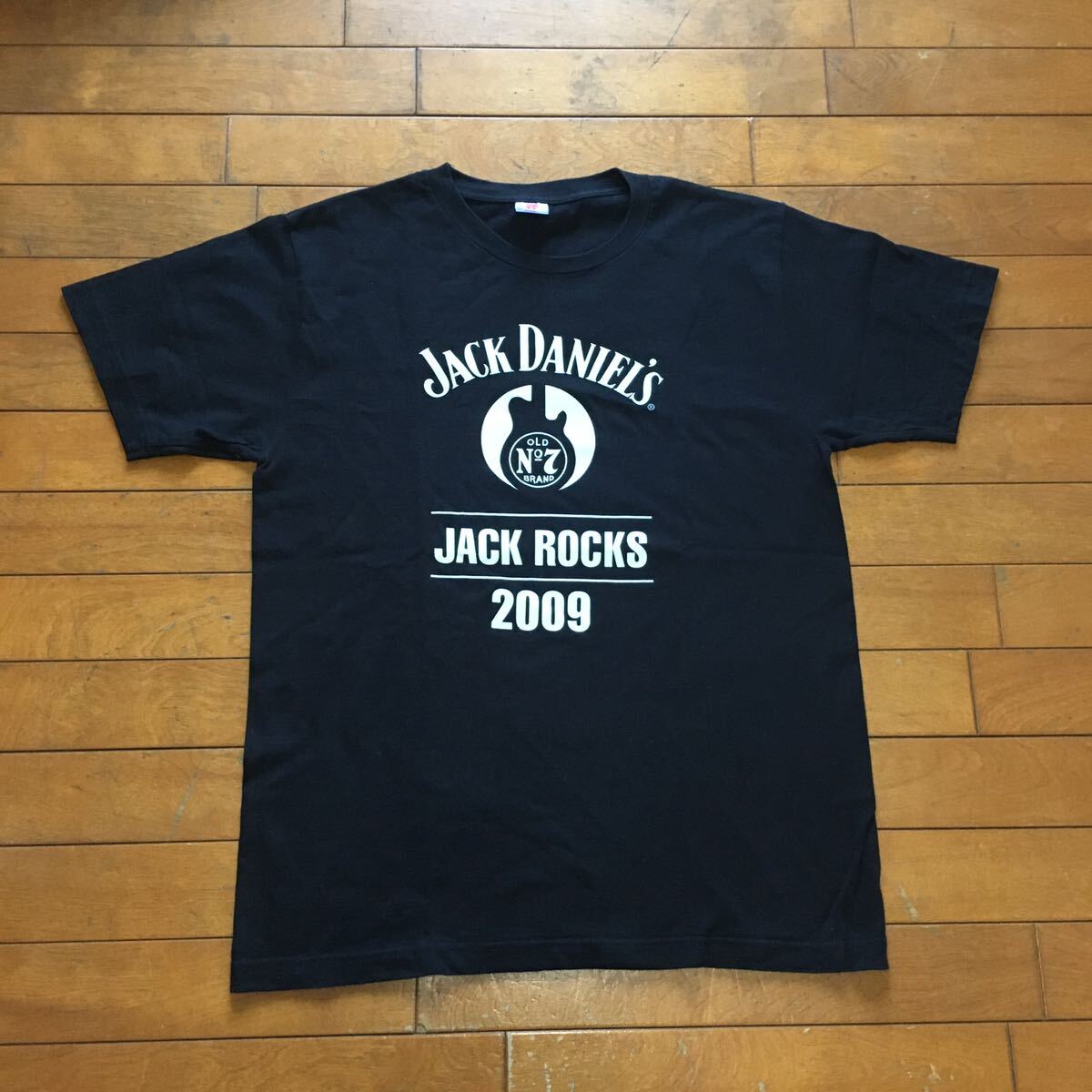 ★【 Jack Daniel's 】★ JACK ROCKS 2009プリント Tシャツ★サイズL★ I-975_画像1