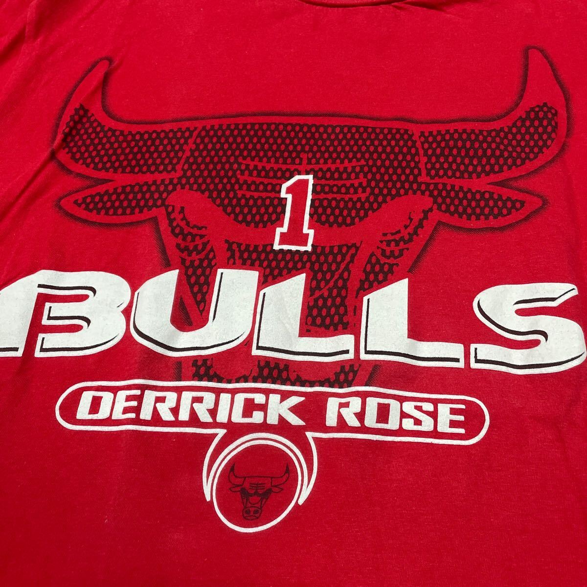 NBA CHICAGO BULLS（ブルズ）1 Derrick Rose 半袖Tシャツ メンズサイズM デリックローズの画像4