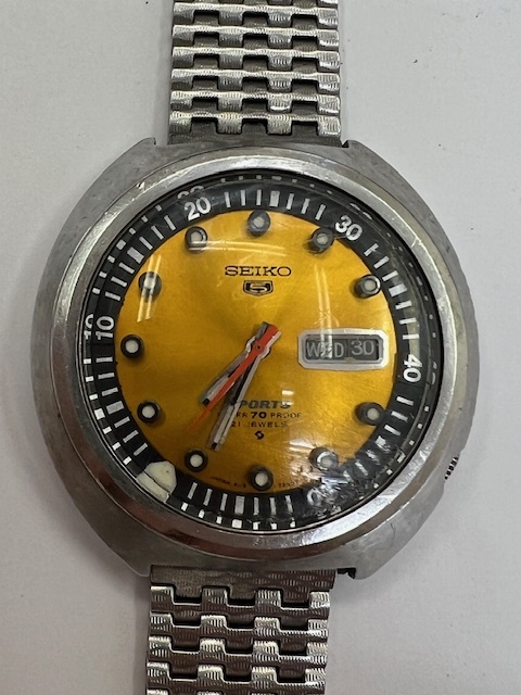 訳有り SEIKO/セイコー5スポーツ 6119-7160_文字盤のパーツがずれています。