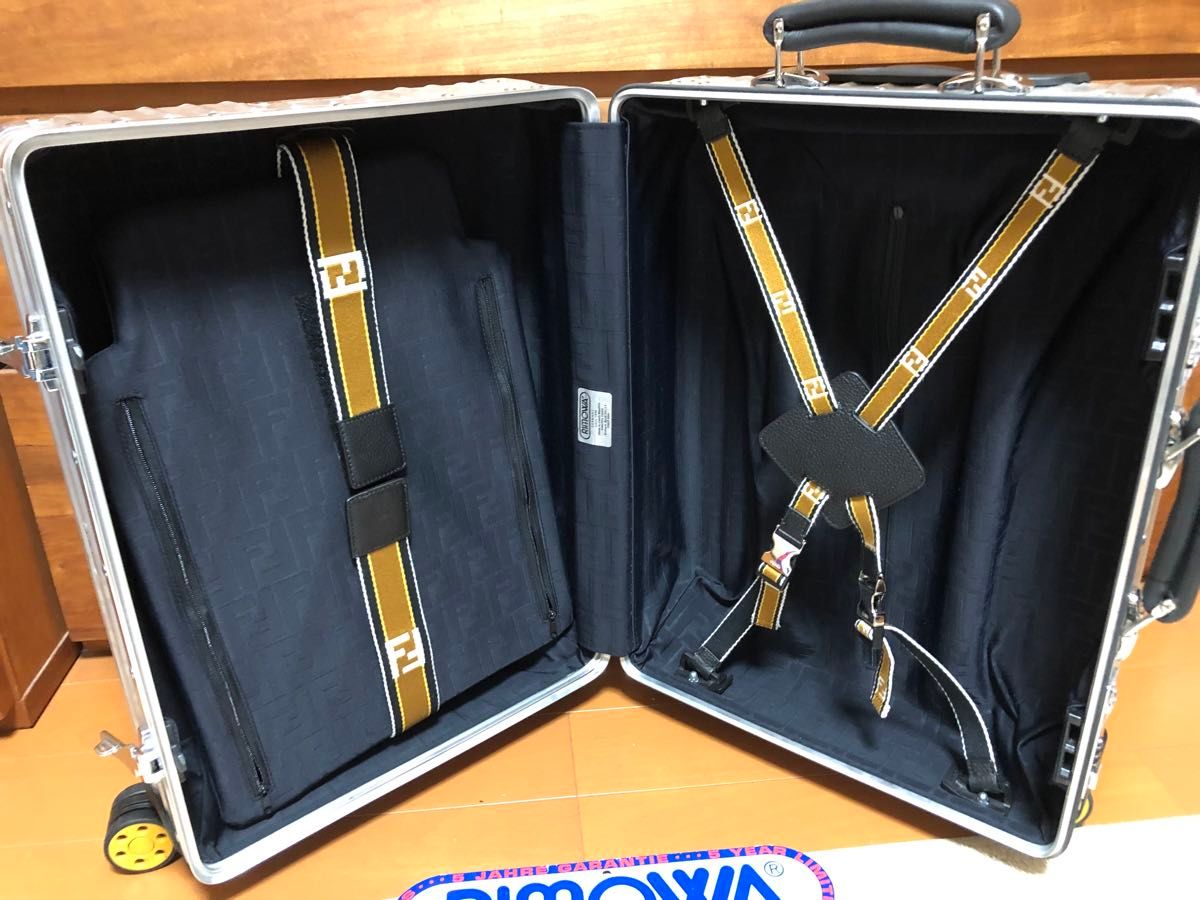激レア 入手困難 美品 フェンディ FENDI リモワ RIMOWA スーツ 激レア 入手困難 美品 フェンディ FENDI リモワ RIMOWA スーツ