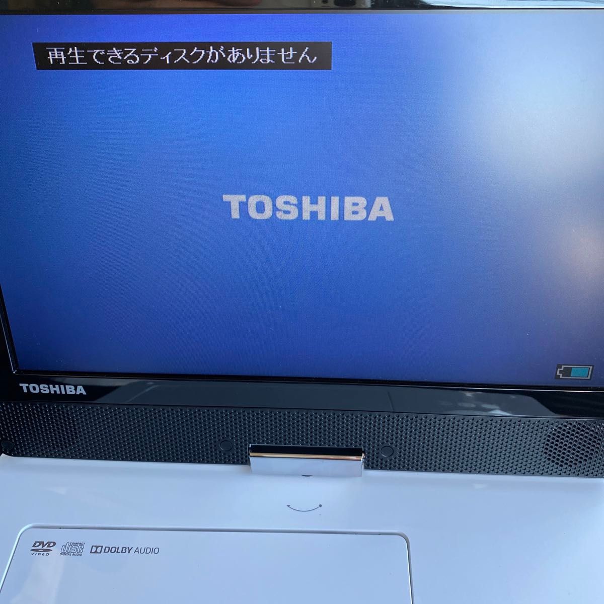 美品　ポータブルDVDプレーヤー　TOSHIBA レグザ　 CPRM  大画面　SD-P1010S 本体のみ　19年製